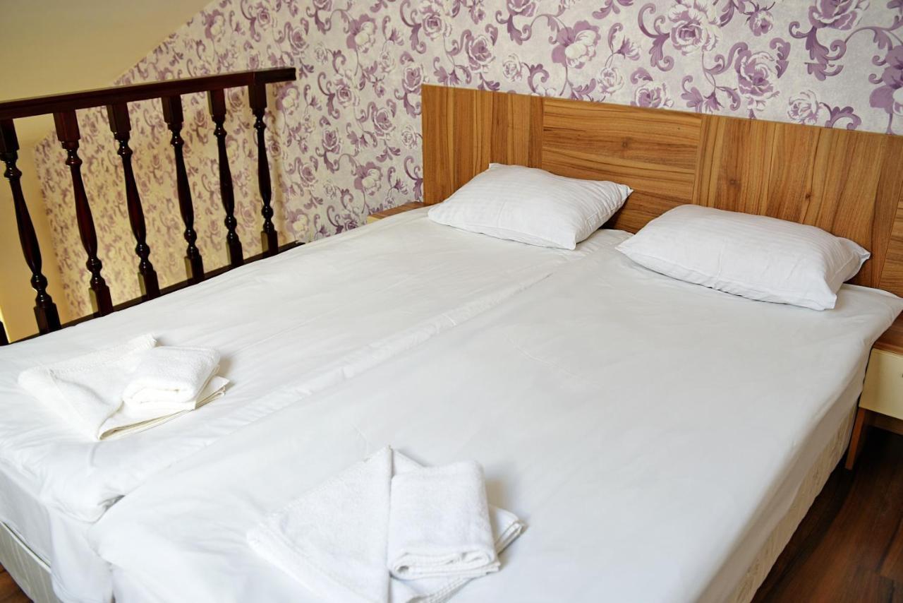 Forest Nook Aparthotel Pamporovo Exterior photo