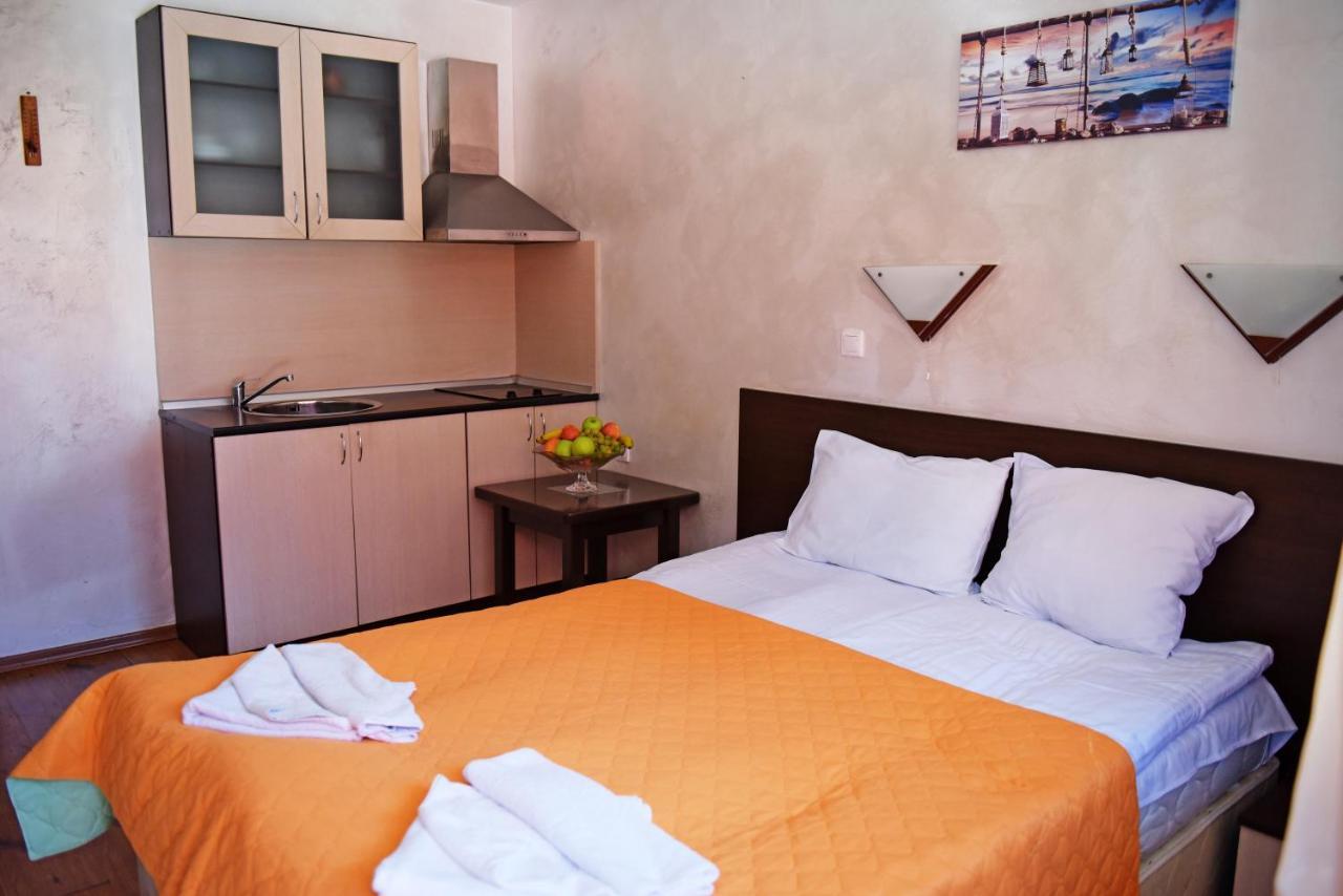 Forest Nook Aparthotel Pamporovo Exterior photo