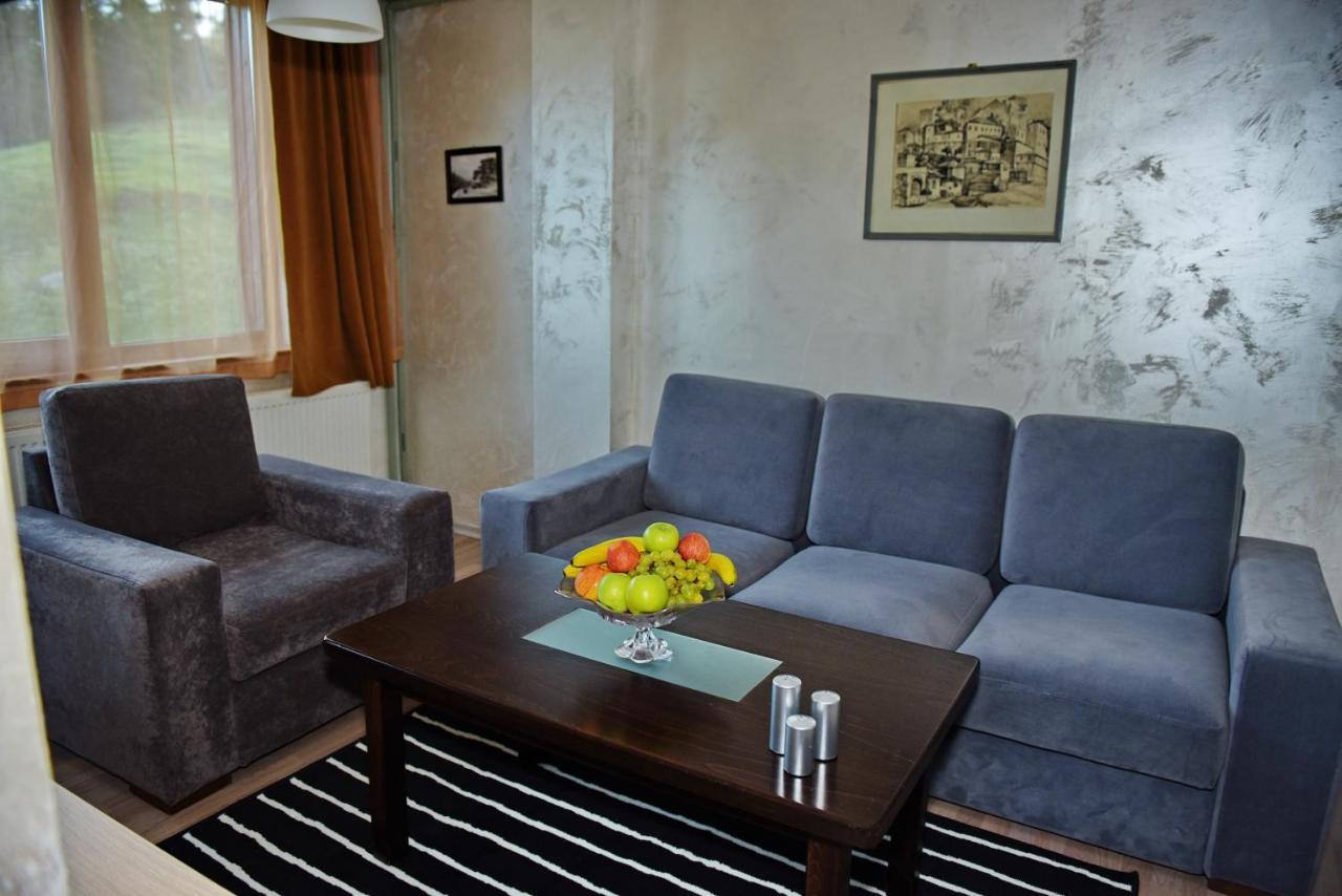Forest Nook Aparthotel Pamporovo Exterior photo