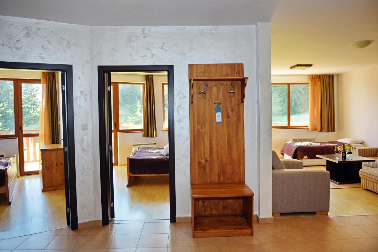 Forest Nook Aparthotel Pamporovo Exterior photo