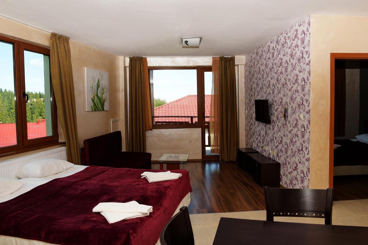 Forest Nook Aparthotel Pamporovo Exterior photo