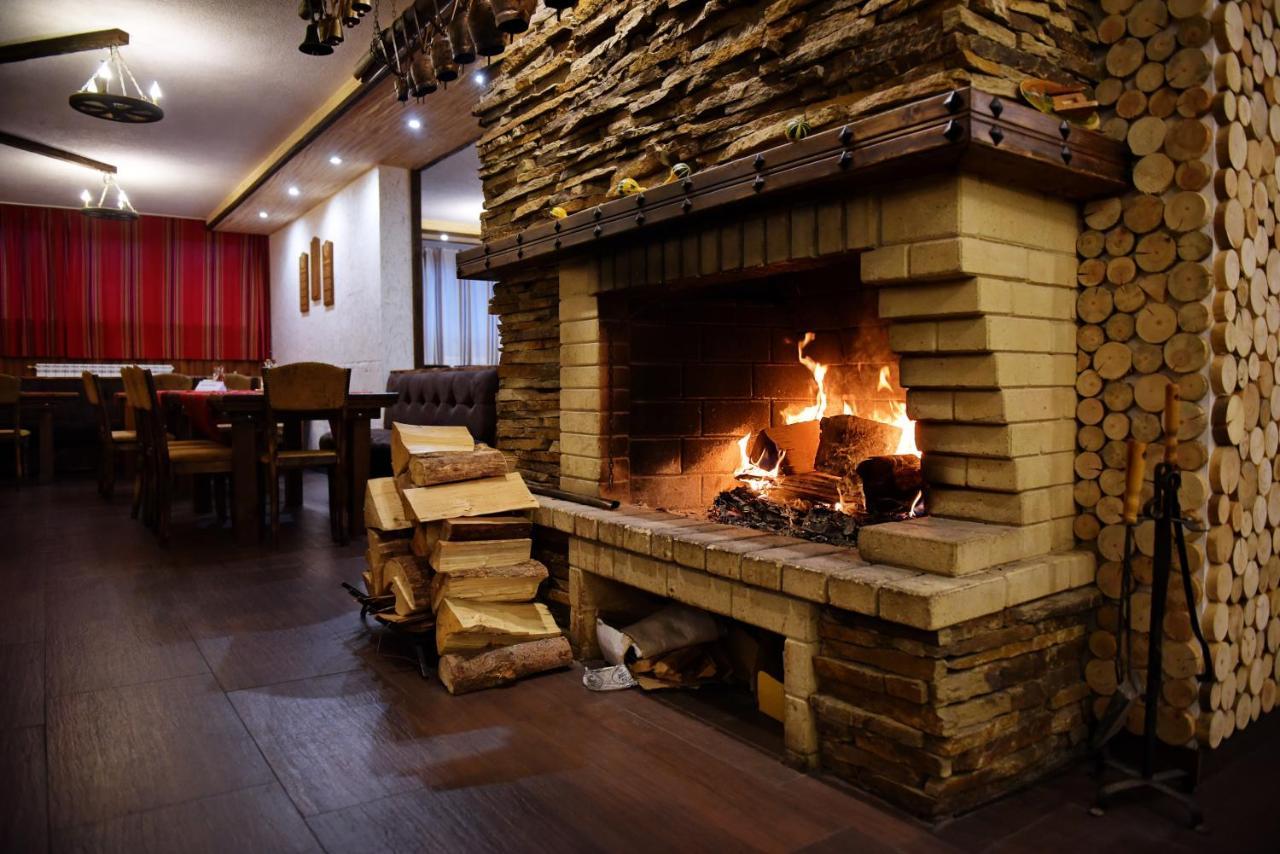 Forest Nook Aparthotel Pamporovo Exterior photo