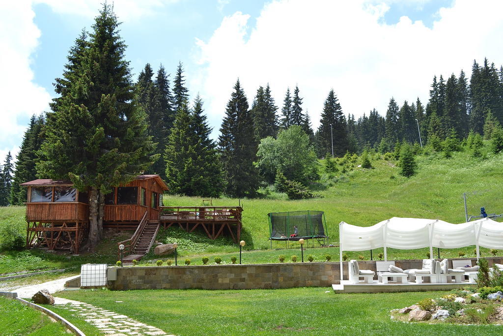 Forest Nook Aparthotel Pamporovo Exterior photo